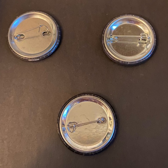 Random Button Pin 3 Pack - Picture 2 of 2